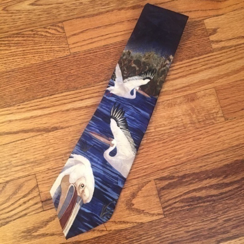 Vintage 90s Endangered Species “Pelican” 100% Silk Men’s Tie